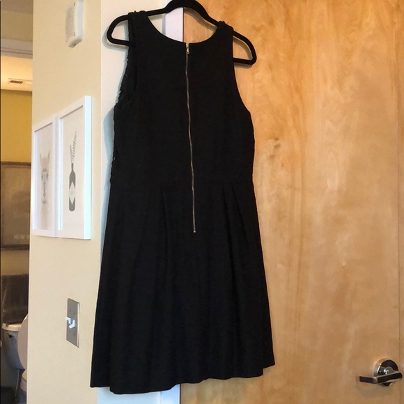 Black Linen detailed LOFT dress - Picture 3 of 4